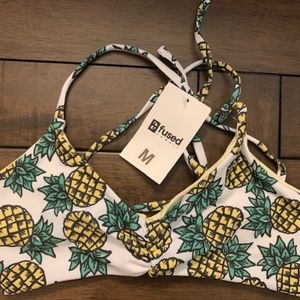 ONYX SWEET ALOHA KOHANAIKI BIKINI TOP WHITE PINEAP
